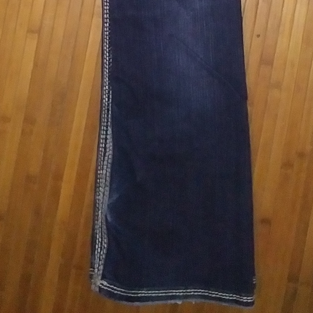 Silver Jeans - Picture 5 of 5